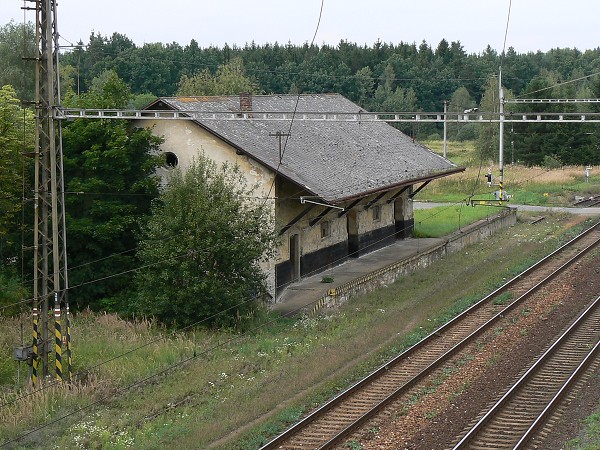 Skladiště v žst. Kařízek (neexistující)