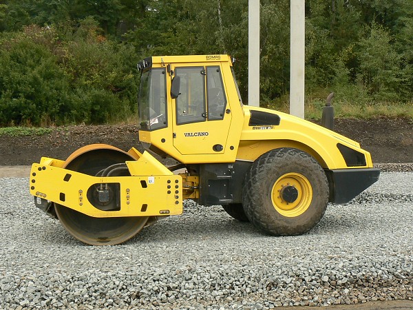 Válec BOMAG
