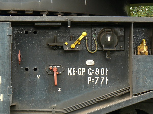 Kolejový jeřáb EDK 750