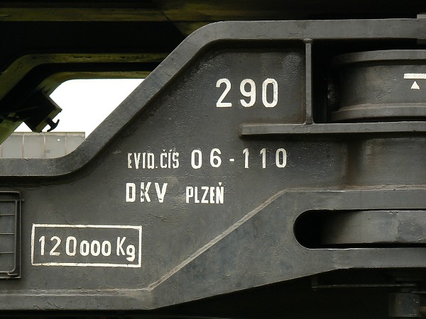 Kolejový jeřáb EDK 750
