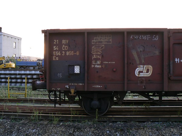 Es