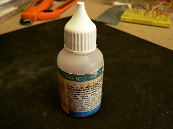 Barvy, materiály a chemie