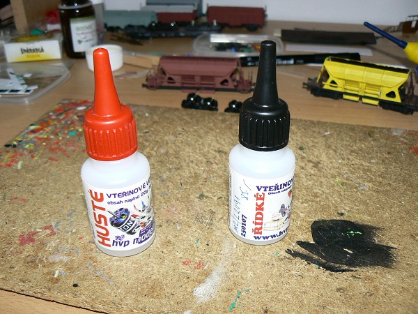 Barvy, materiály a chemie