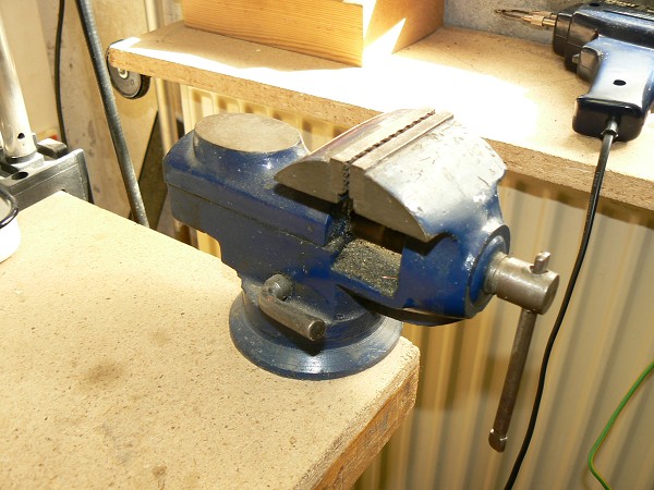 Nářadí, nástroje a pomůcky