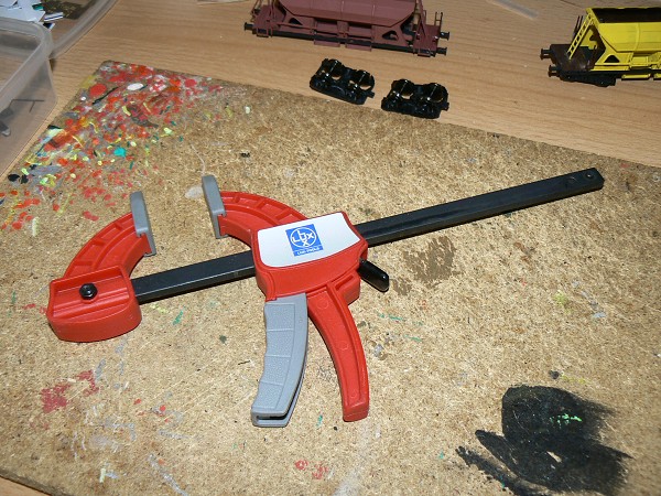 Nářadí, nástroje a pomůcky